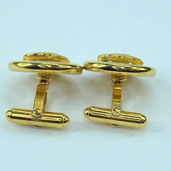 Chanel Goldtone Metal CC Cut-Out men's cufflinks Authentic in box GS324 - Picture 3 of 6